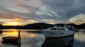 Romantic and Comfy Boat Stay